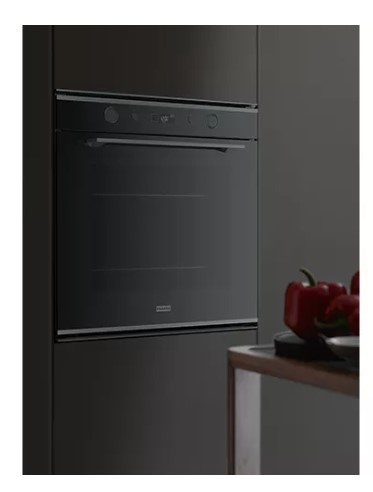  FRANKE studio FMY 98 P BK Piekarnik z pyrolizą Mythos Czarne szkło/Czarna stal 116.0606.102